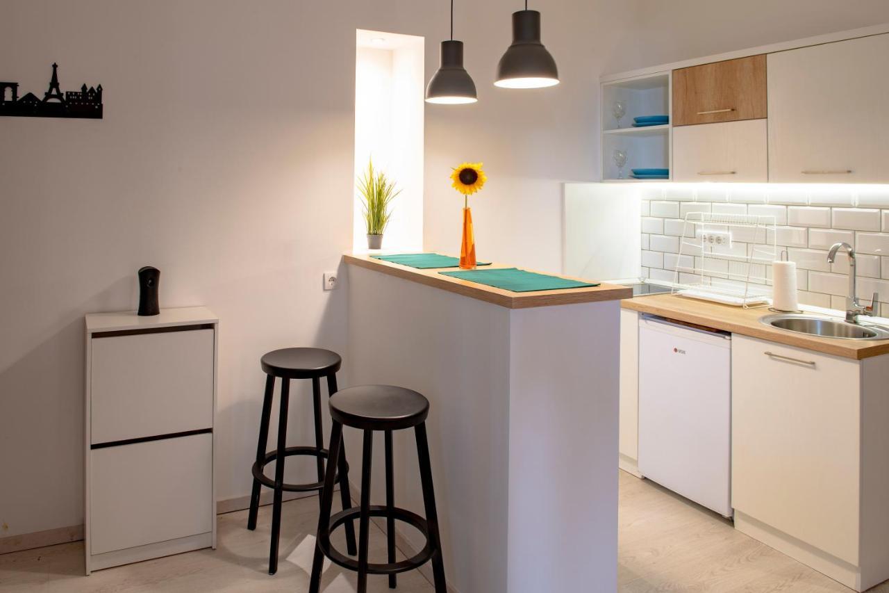 Rooster apartments Belgrado Buitenkant foto